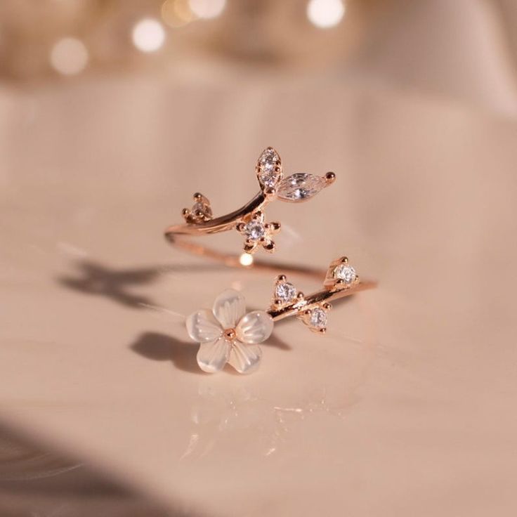 Petal Glow Ring